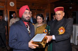 Another feather in Hotel's cap - on World Tourism Day, Chief Minister, Himachal Pradesh awards the Hotel for honesty thereby contributing to Himachal's good reputation.